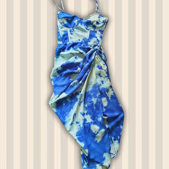 Secondhand PrettyLittleThing (BNWT!) tie-dye draped dress - Size 6 - Picture 4 of 7